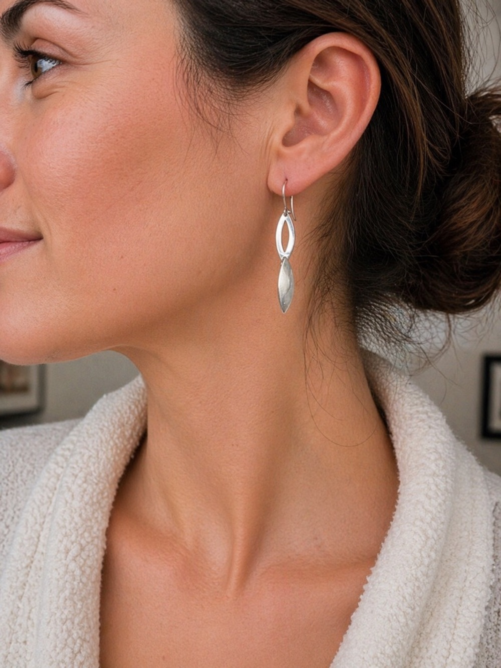 Silver Dangle Earrings – Modern Minimalist Leaf Drop Earrings